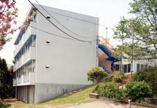 K中学校 男子寮 - 株式会社高正建設